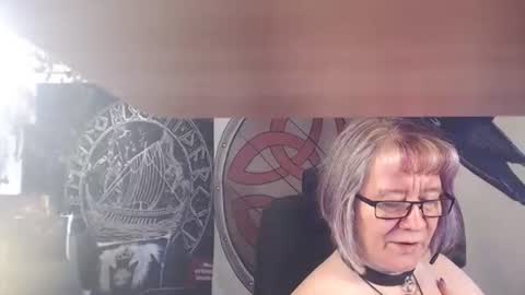 Snapshot of kleiner_teufel chatting on March 29, 4:29 pm Michelle online show from March 29, 4:29 pm