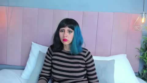 Snapshot of kleolennox chatting on March 14, 2:44 pm Kleo online show from March 14, 2:44 pm