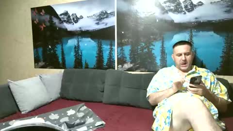 Kleosnow online show from June 9, 8:31 pm