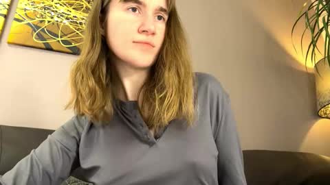 Snapshot of kleya___ chatting on November 21, 7:01 pm Kleya online show from November 21, 7:01 pm