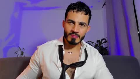 Snapshot of klinsmannwalton chatting on February 22, 12:34 am klinsmannwalton online show from February 22, 12:34 am