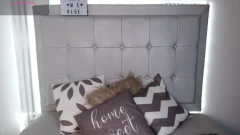 Snapshot of kloe__watson chatting on March 28, 4:06 pm kloe__watson online show from March 28, 4:06 pm