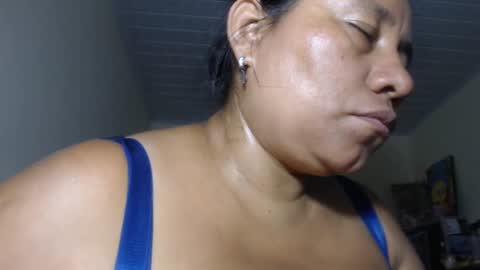 Kloe online show from September 17, 7:54 am