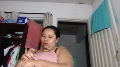 Kloe online show from December 4, 4:44 am