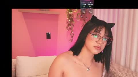 Snapshot of kloe_meow chatting on May 24, 3:55 am Kloe online show from May 24, 3:55 am