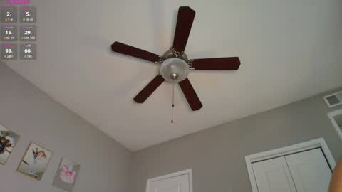 kloewandan online show from March 24, 2:38 am