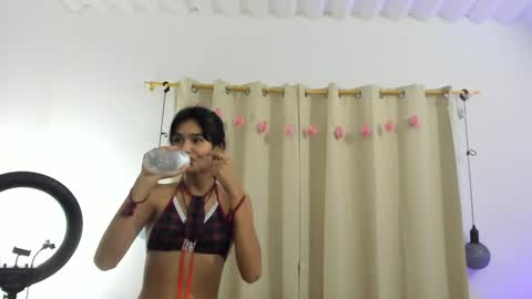 Snapshot of kloeysexy1 chatting on January 20, 3:50 pm kloeysexy1 online show from January 20, 3:50 pm