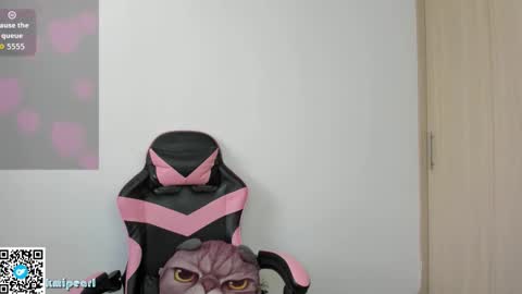 Snapshot of kmipearl chatting on March 19, 12:42 pm Camila Reyes online show from March 19, 12:42 pm