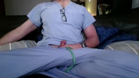 Knight3975 online show from March 4, 2:45 pm