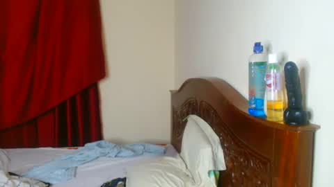 knight_nurse69 online show from February 2, 3:17 pm