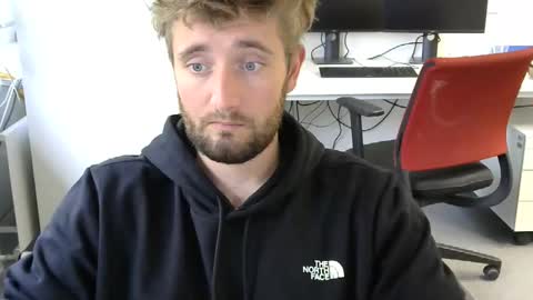 Snapshot of knisley chatting on October 21, 11:00 am Knisley online show from October 21, 11:00 am