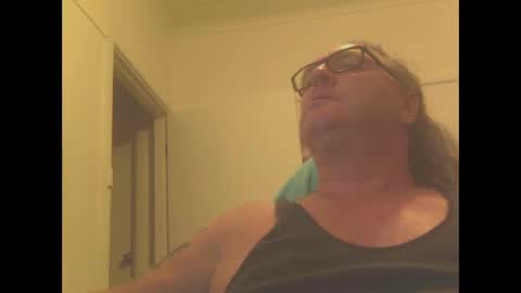 knobout online show from December 3, 11:01 am