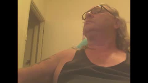 knobout online show from December 27, 9:50 am