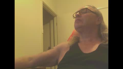 knobout online show from September 14, 9:08 am