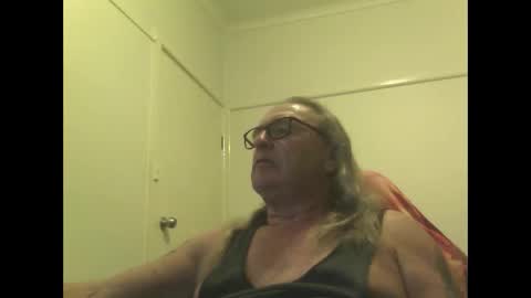 knobout online show from March 11, 11:27 am