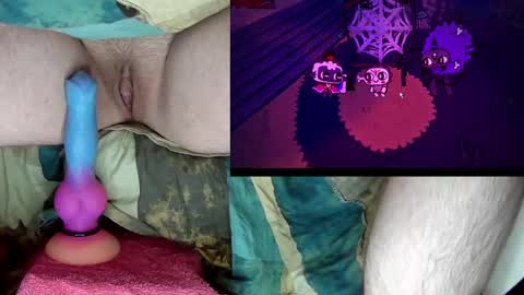 knottedkit online show from February 5, 5:52 am