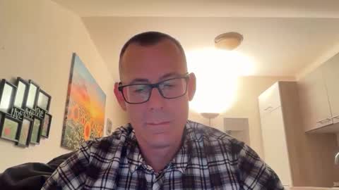 knusperhase1 online show from April 17, 7:50 pm