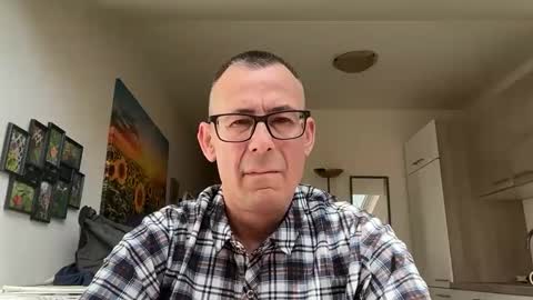 knusperhase1 online show from April 18, 10:41 am