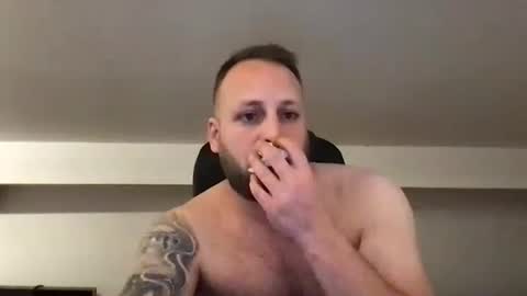 hugo online show from December 25, 8:40 am