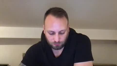 hugo online show from November 1, 1:29 am