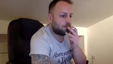 hugo online show from March 27, 12:49 am