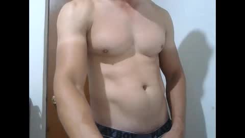 Snapshot of koby1190 chatting on September 27, 2:16 am koby1190 online show from September 27, 2:16 am