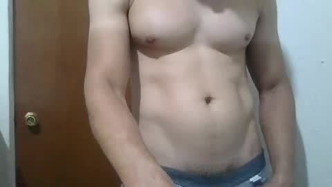 Snapshot of koby1190 chatting on May 10, 7:46 am koby1190 online show from May 10, 7:46 am