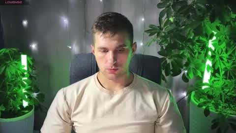 Sweet boy online show from February 20, 9:42 pm