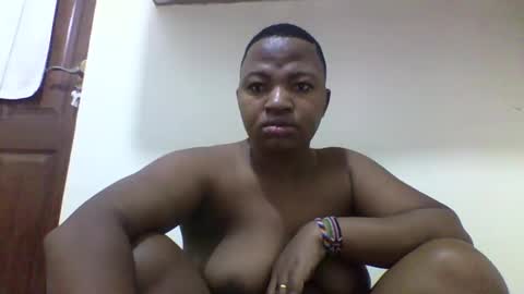 koffi639202 online show from December 9, 1:29 am