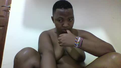 koffi639202 online show from January 2, 8:35 pm