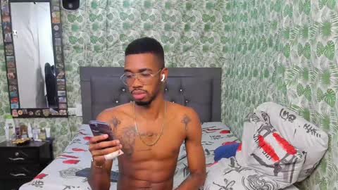 Snapshot of kofi_exotic_ chatting on December 2, 2:53 am kofi online show from December 2, 2:53 am