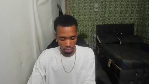 Snapshot of kofi_exotic_ chatting on June 17, 12:35 am kofi online show from June 17, 12:35 am