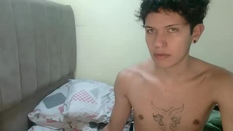 Snapshot of koiseraphin chatting on March 29, 6:41 pm Jacob and Victoria online show from March 29, 6:41 pm