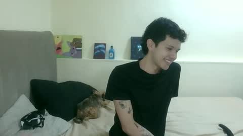 Snapshot of koiseraphin chatting on May 30, 3:14 am Jacob and Victoria online show from May 30, 3:14 am
