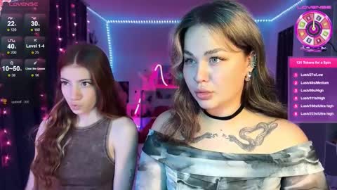 Snapshot of kokokolla chatting on November 25, 10:43 pm Mia online show from November 25, 10:43 pm