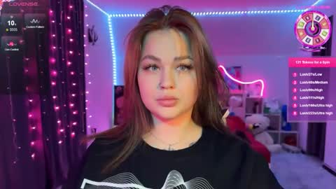 Snapshot of kokokolla chatting on December 5, 11:30 am Mia online show from December 5, 11:30 am