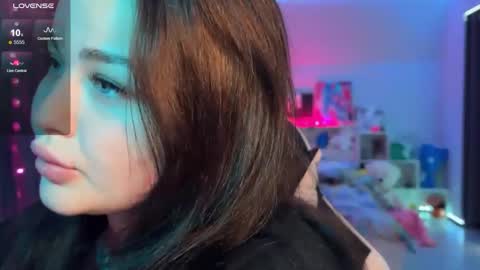 Snapshot of kokokolla chatting on January 7, 12:18 pm Mia online show from January 7, 12:18 pm