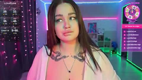 Snapshot of kokokolla chatting on February 25, 10:58 am Mia online show from February 25, 10:58 am