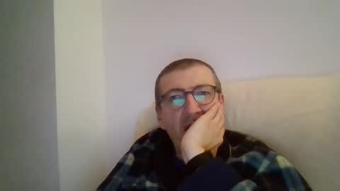 JUAN CARLOS online show from December 5, 11:29 pm