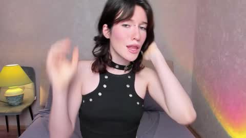 Snapshot of kolette_gray chatting on November 26, 7:04 pm Kolette online show from November 26, 7:04 pm