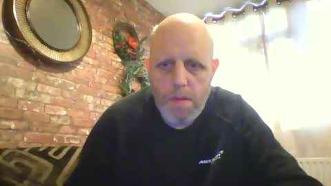 Neil online show from December 19, 1:29 pm