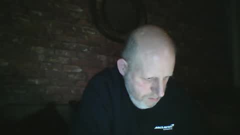Neil online show from January 2, 12:13 am