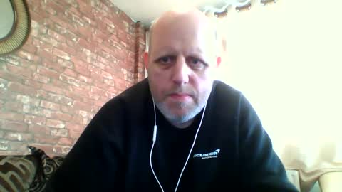 Neil online show from January 2, 12:35 pm