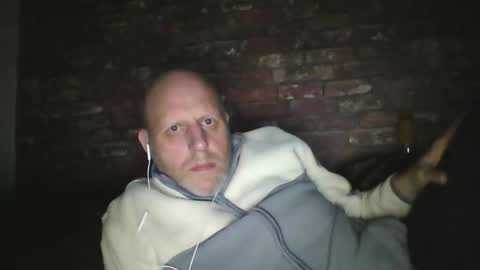 Neil online show from January 4, 11:59 pm