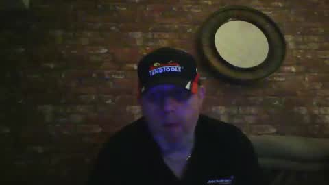 Neil online show from February 17, 7:31 pm