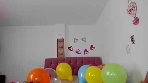 Snapshot of konie_brn21 chatting on March 7, 2:14 pm konie Diaz online show from March 7, 2:14 pm