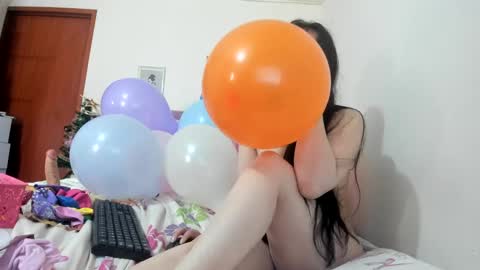 konie Diaz online show from December 8, 9:30 pm