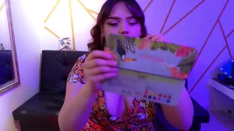 camila online show from October 15, 6:13 am