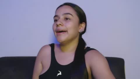 konnie_adan online show from June 22, 12:24 am