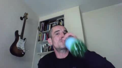 konyfer1985 online show from January 18, 5:44 am